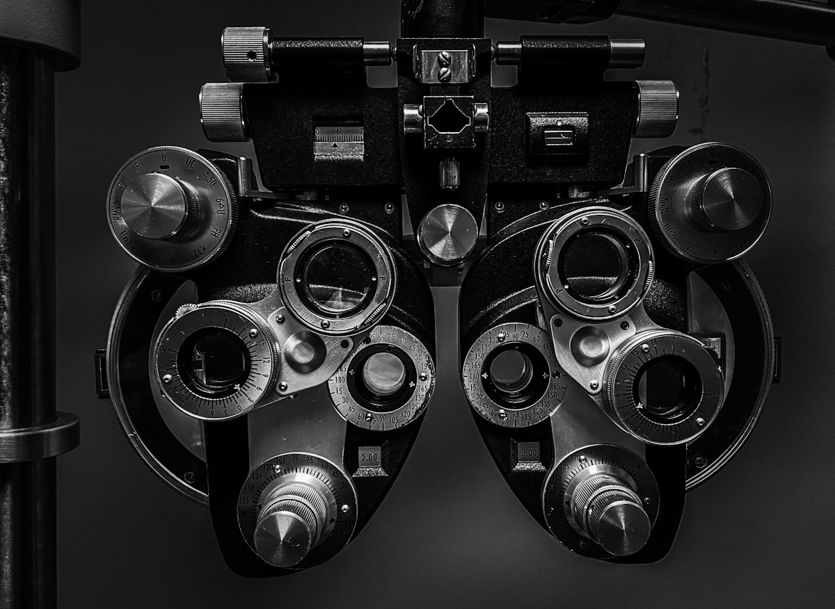 Optometry examination equipment; educational context